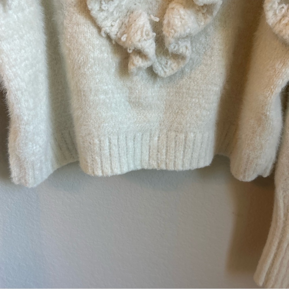Farm Rio Cream Sweater Size P/S - Picture 9 of 11